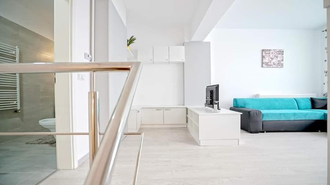 Giorgia And Ary Apartment Brasov Bagian luar foto